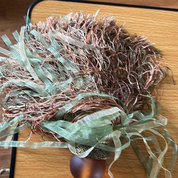 Large Decorative tassels-curtain tie backs-pair EUC - Picture 4 of 6